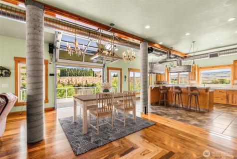 1307 Jefferson Avenue Bridgeport WA 98813