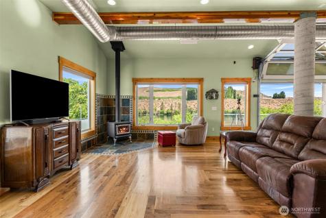 1307 Jefferson Avenue Bridgeport WA 98813