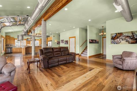 1307 Jefferson Avenue Bridgeport WA 98813