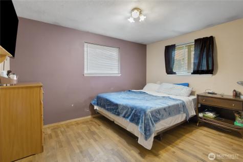 1410 7th Avenue SW Puyallup WA 98371