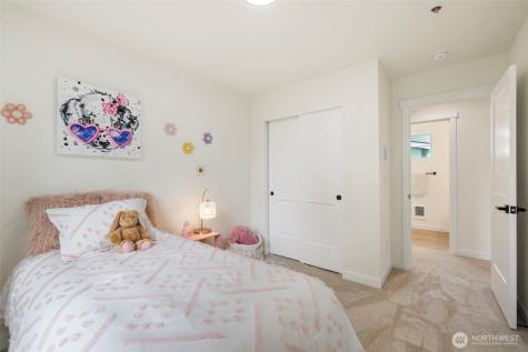19505 Damson Road Lynnwood WA 98036