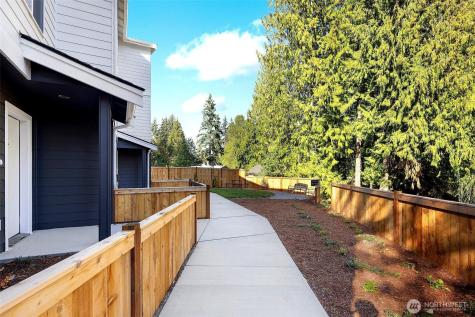 19505 Damson Road Lynnwood WA 98036