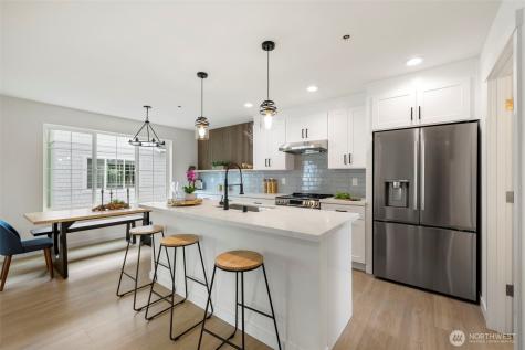 19505 Damson Road Lynnwood WA 98036