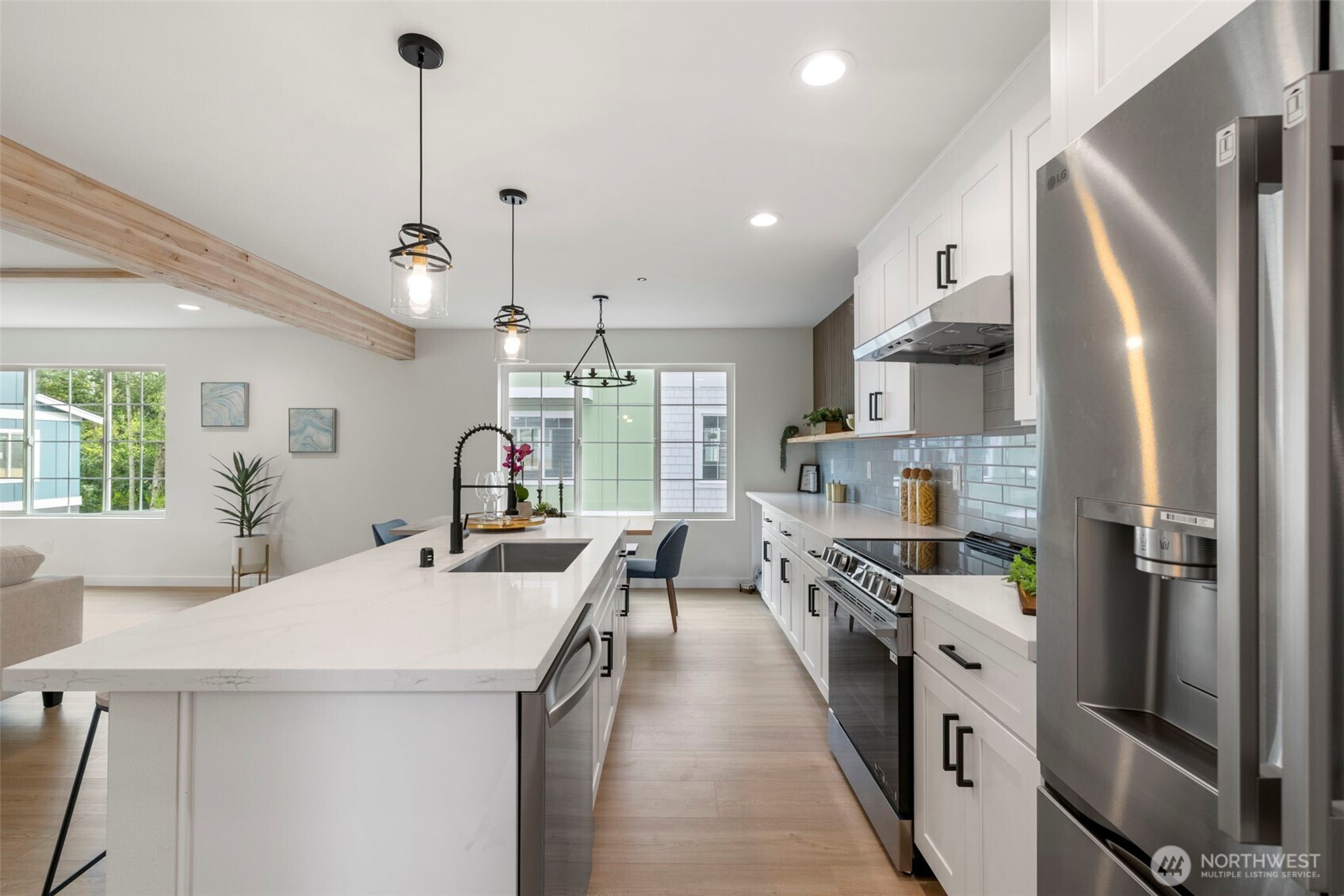 19505 Damson Road Lynnwood WA 98036