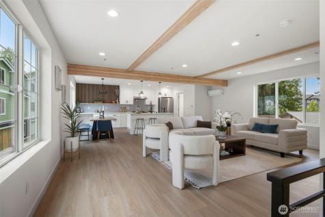 19505 Damson Road Lynnwood WA 98036
