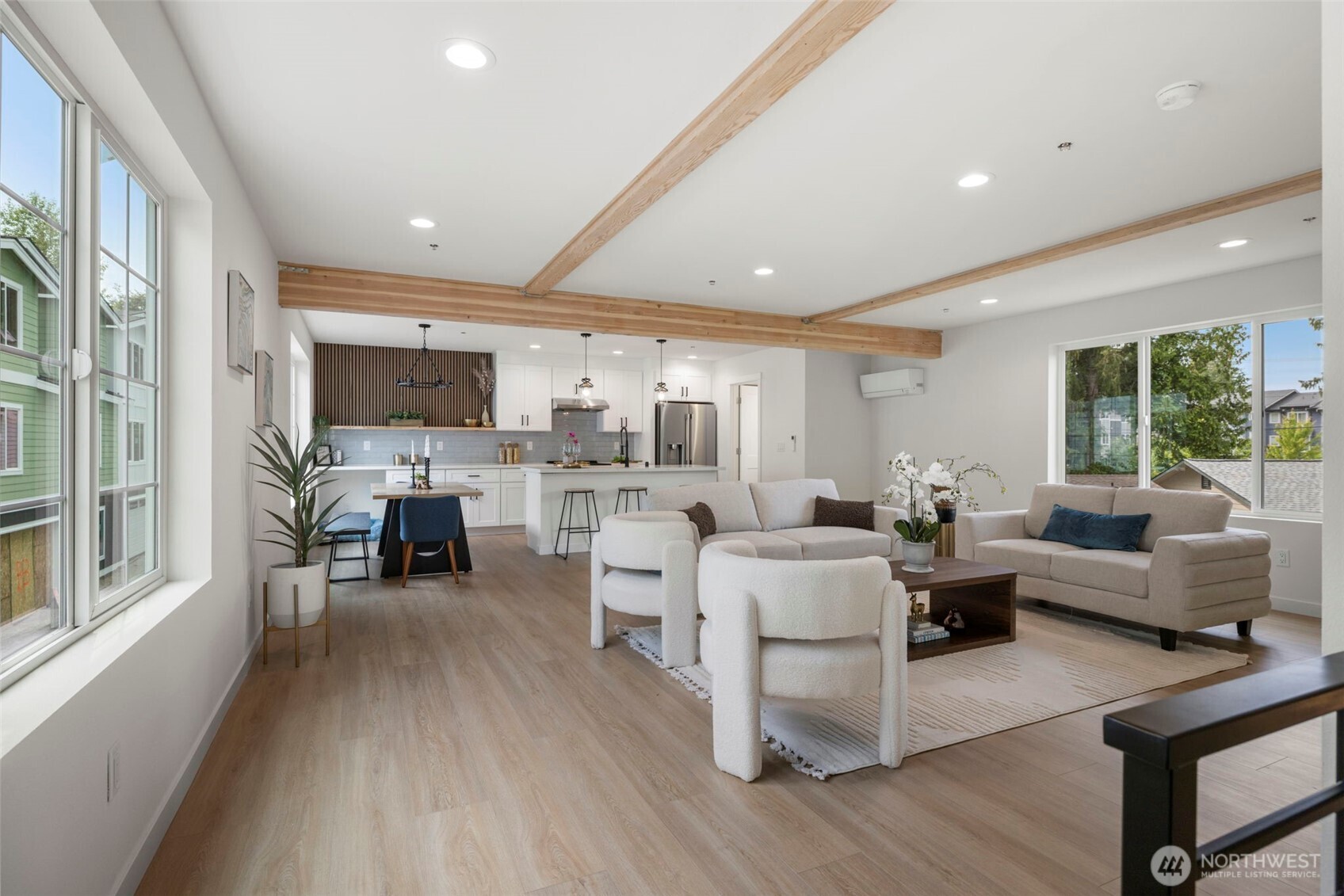 19505 Damson Road Lynnwood WA 98036