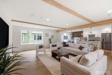 19505 Damson Road Lynnwood WA 98036