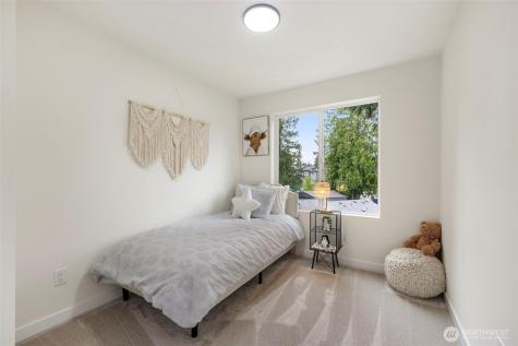 19505 Damson Road Lynnwood WA 98036