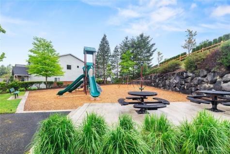 25499 SE 274th Place Maple Valley WA 98038