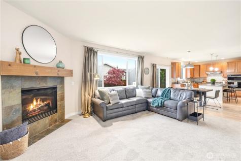 25499 SE 274th Place Maple Valley WA 98038