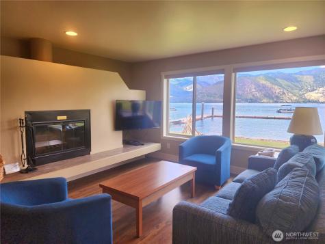 1 Lakeside 713-m Manson WA 98831