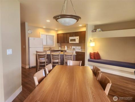 1 Lakeside 713-m Manson WA 98831