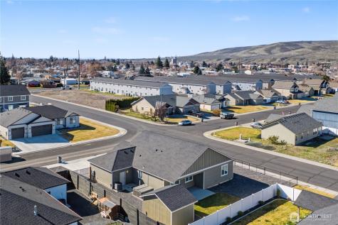 907 NE 5th Avenue Ephrata WA 98823
