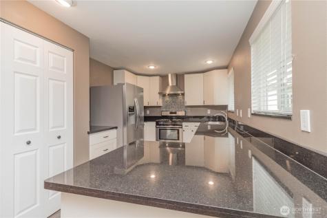 1060 Lynnwood Avenue NE Renton WA 98056