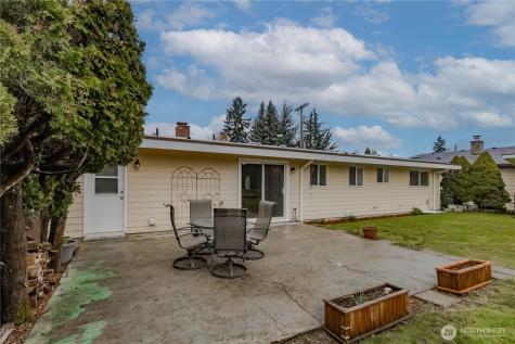 1060 Lynnwood Avenue NE Renton WA 98056