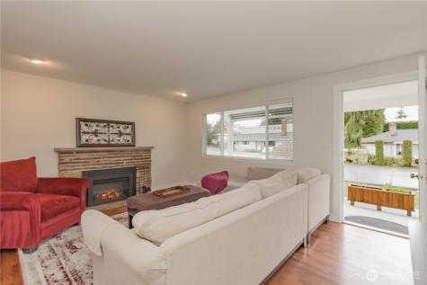 1060 Lynnwood Avenue NE Renton WA 98056