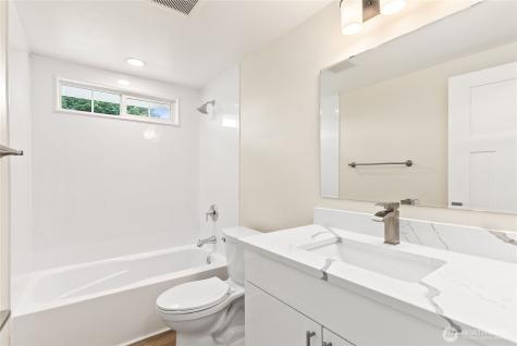151 W Sprague Avenue Westport WA 98595
