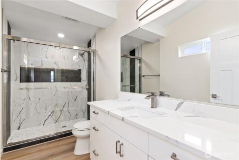 151 W Sprague Avenue Westport WA 98595