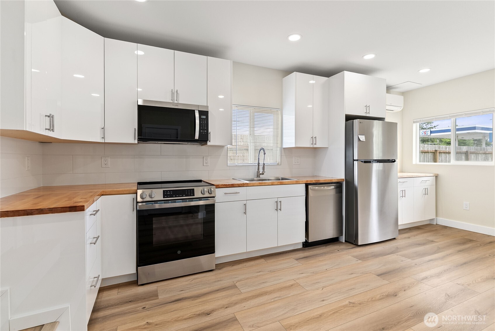 151 W Sprague Avenue Westport WA 98595