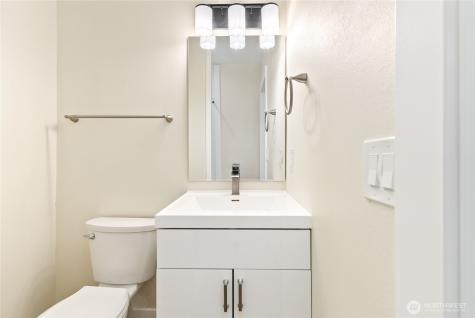 151 W Sprague Avenue Westport WA 98595
