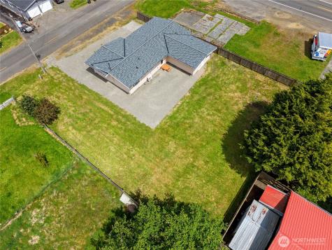 151 W Sprague Avenue Westport WA 98595