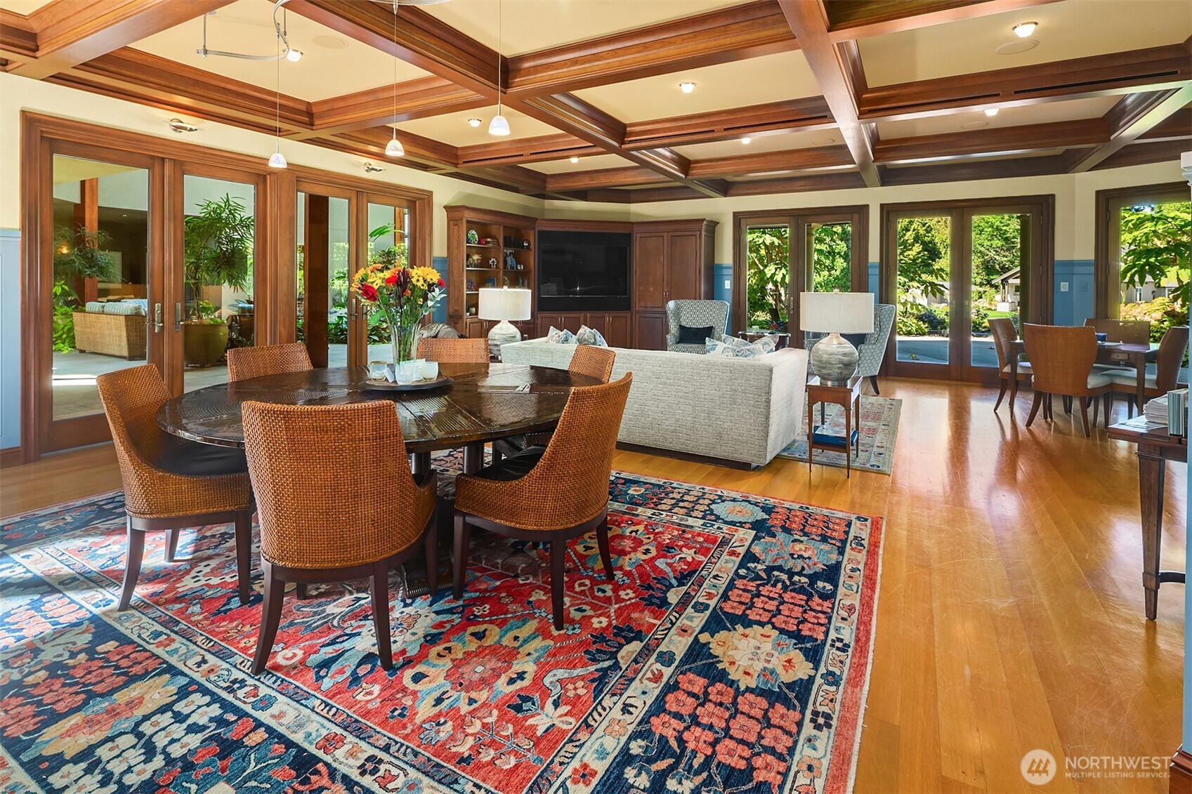 22430 Dogwood Lane Woodway WA 98020