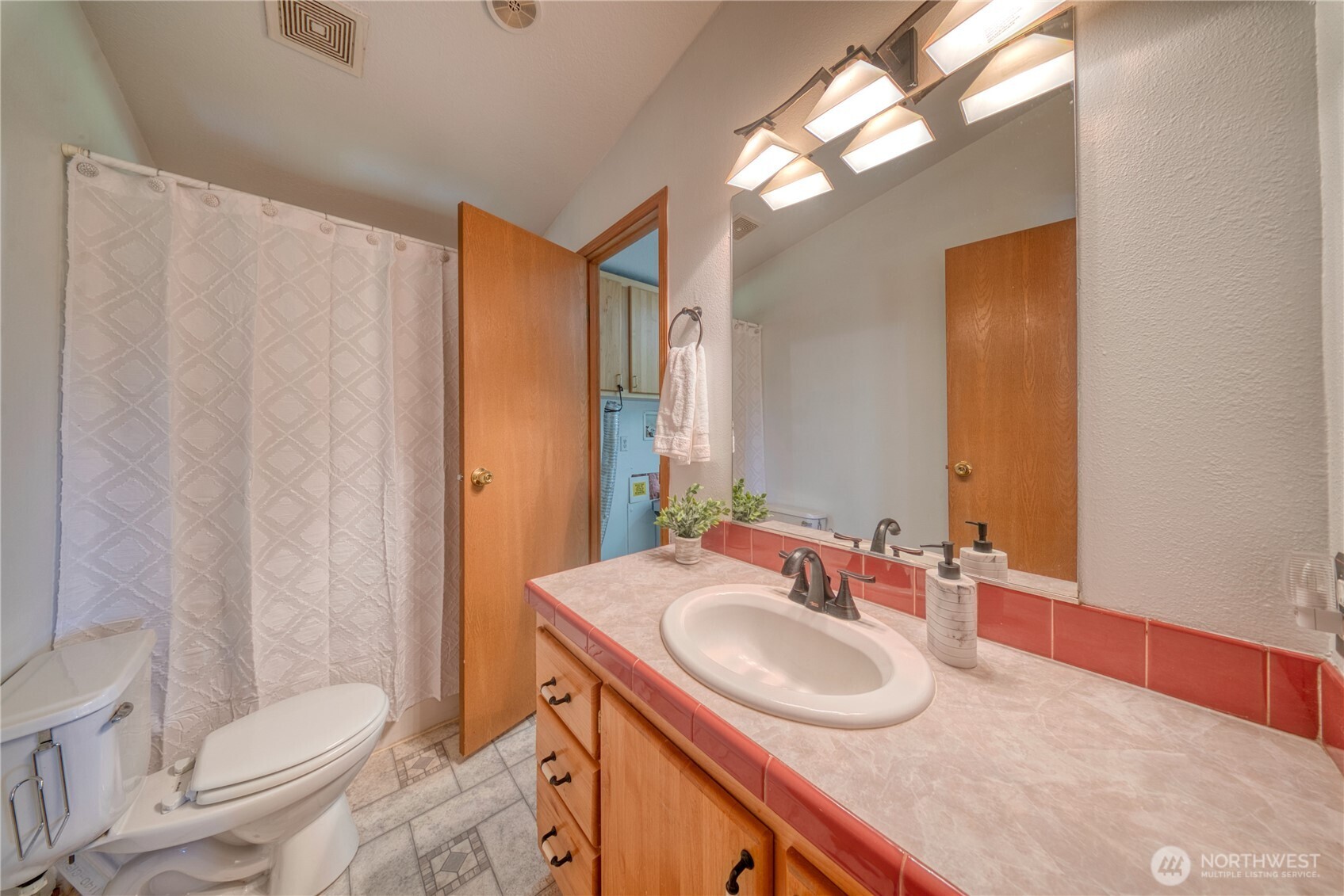 22 Ramsay Lane White Salmon WA 98672