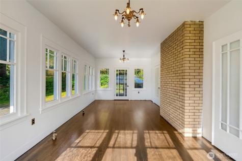 4918 S 3rd Avenue Everett WA 98203