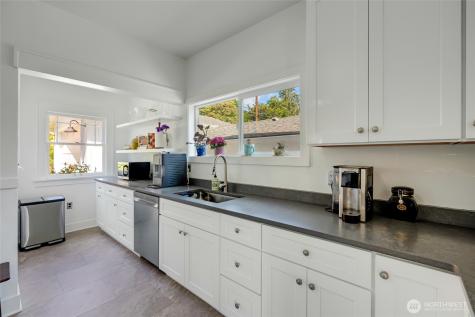 4918 S 3rd Avenue Everett WA 98203