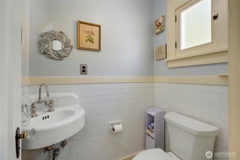 4918 S 3rd Avenue Everett WA 98203
