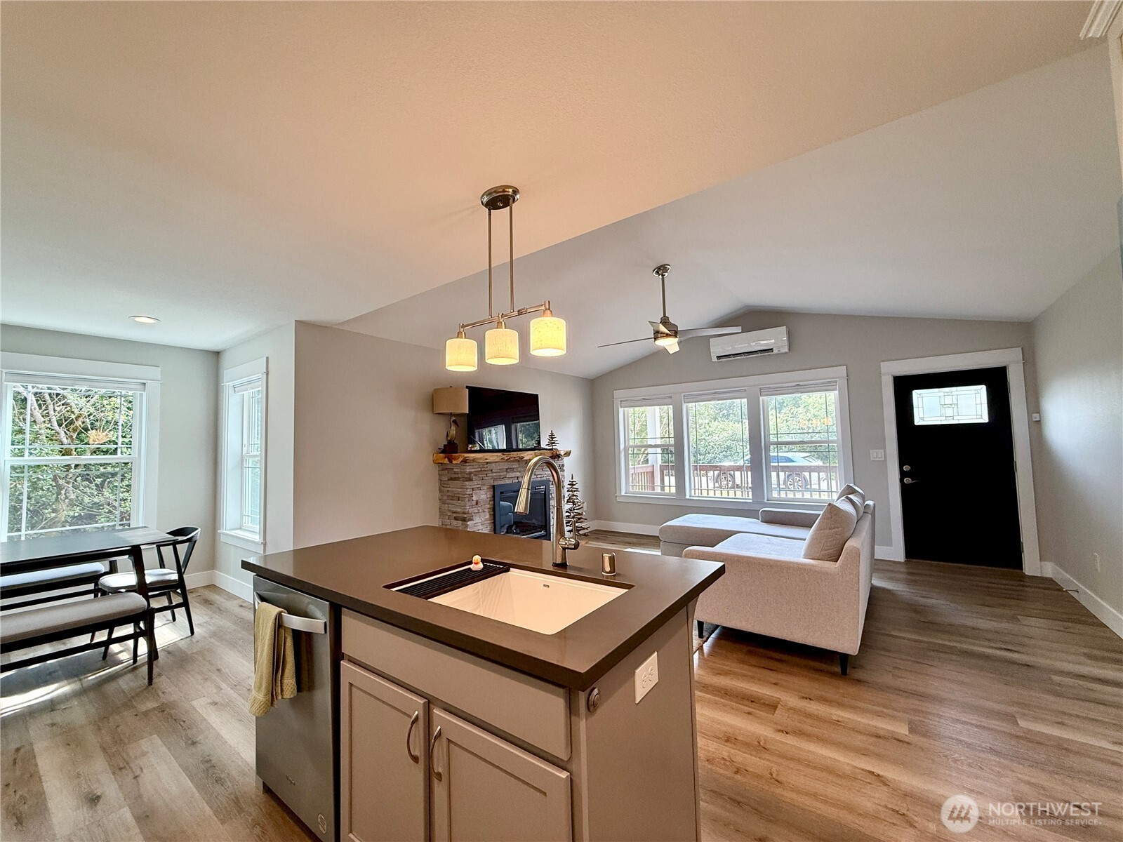 335 N Wynoochee Drive SW Ocean Shores WA 98569