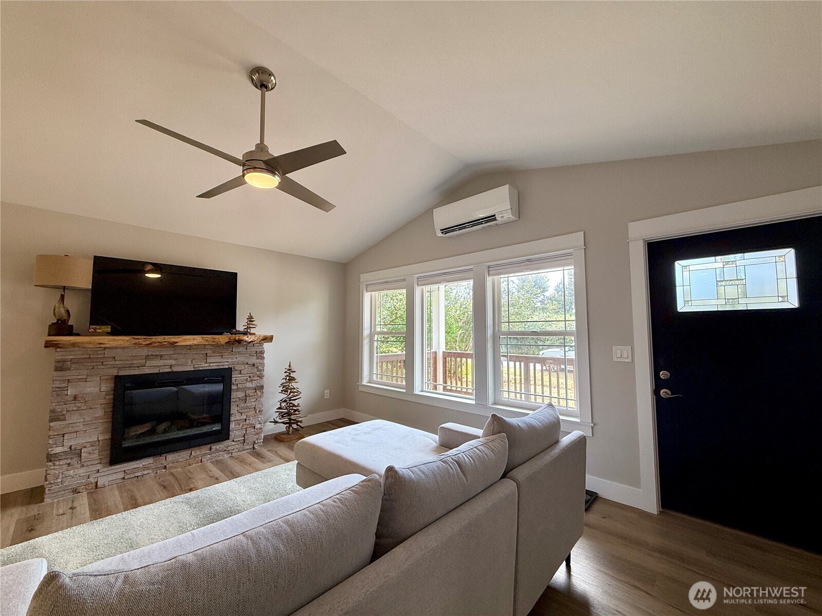 335 N Wynoochee Drive SW Ocean Shores WA 98569