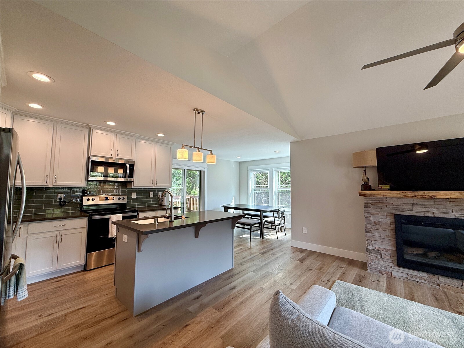 335 N Wynoochee Drive SW Ocean Shores WA 98569