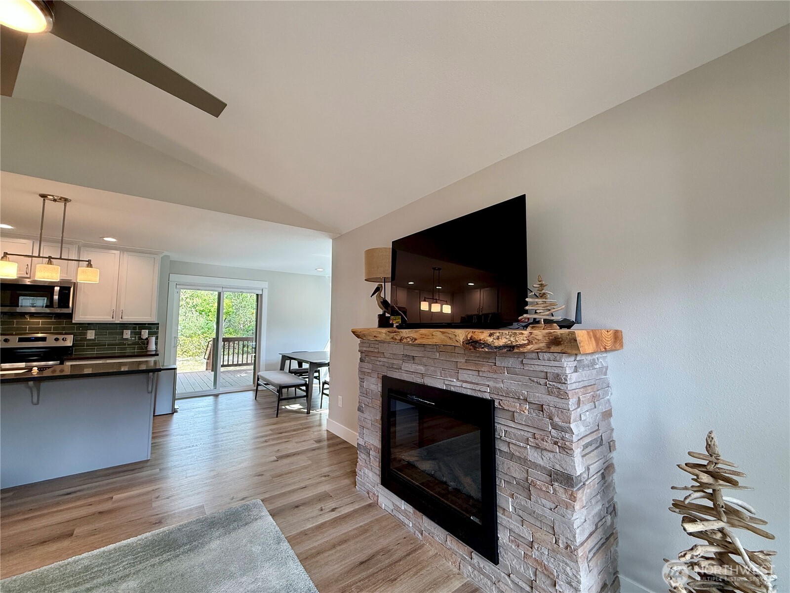 335 N Wynoochee Drive SW Ocean Shores WA 98569