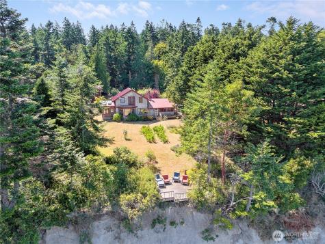 372 Schwartz Road Nordland WA 98358