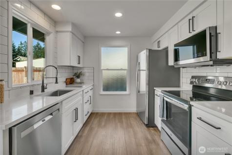 21720 SE 237th Street Maple Valley WA 98038