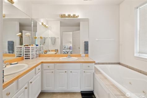 1108 E Hobert Ellensburg WA 98926