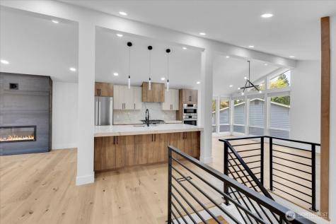 12816 130th Court NE Kirkland WA 98034