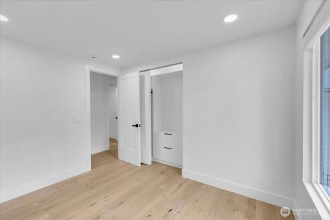 12816 130th Court NE Kirkland WA 98034