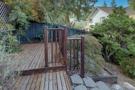 1744 229th Avenue NE Sammamish WA 98074