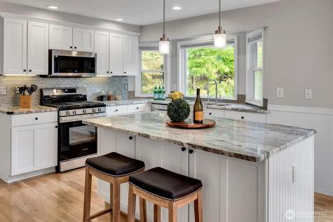 1744 229th Avenue NE Sammamish WA 98074