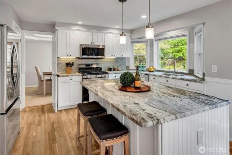 1744 229th Avenue NE Sammamish WA 98074
