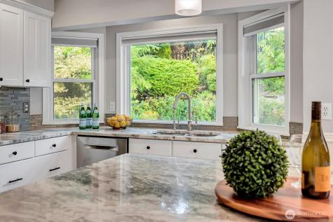 1744 229th Avenue NE Sammamish WA 98074