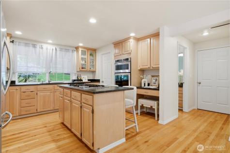 4017 251st Way NE Redmond WA 98053