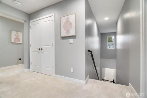 5716 13th Street Ct NE Tacoma WA 98422