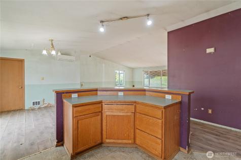 320 S 4th Street Elma WA 98541