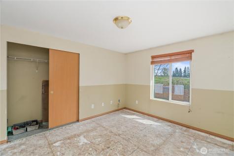 320 S 4th Street Elma WA 98541