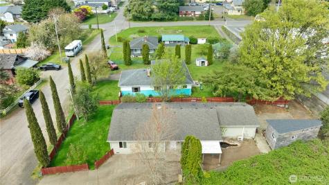 320 S 4th Street Elma WA 98541