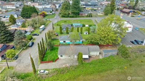 320 S 4th Street Elma WA 98541