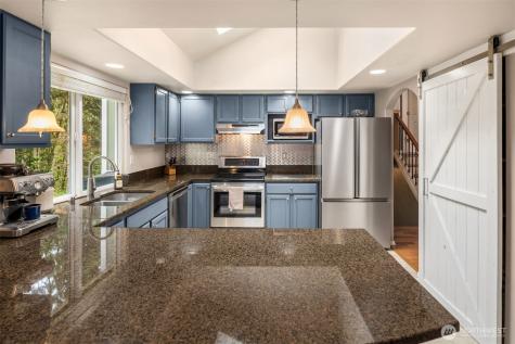1581 SE Dews Lane Port Orchard WA 98367